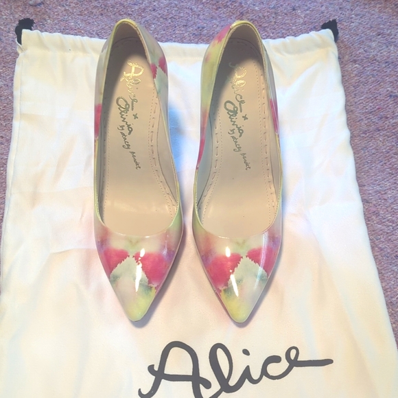 Alicia & Olivia Heels - Picture 2 of 5